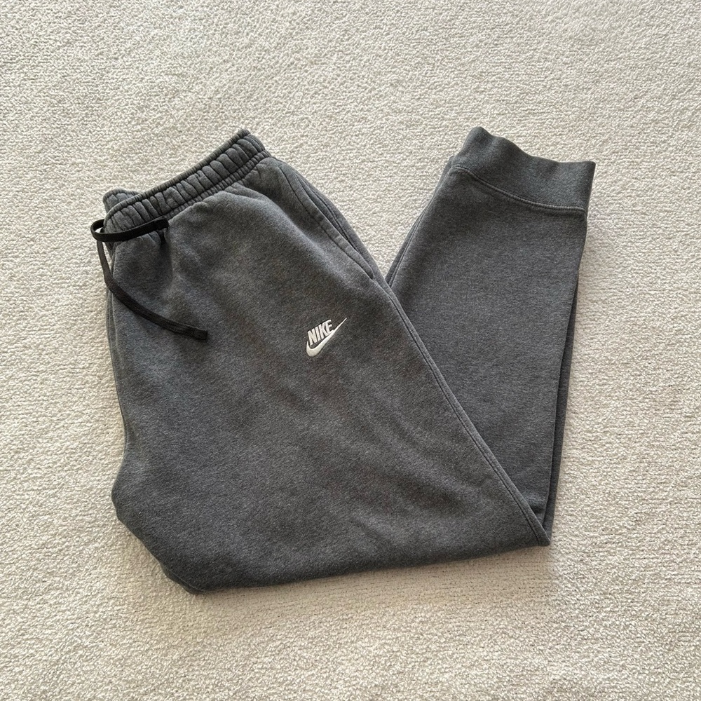 Nike men’s joggers